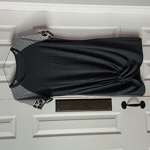 T-Shirt-Like Grey Splicing Dress With Stripe and Leopard Sleeves